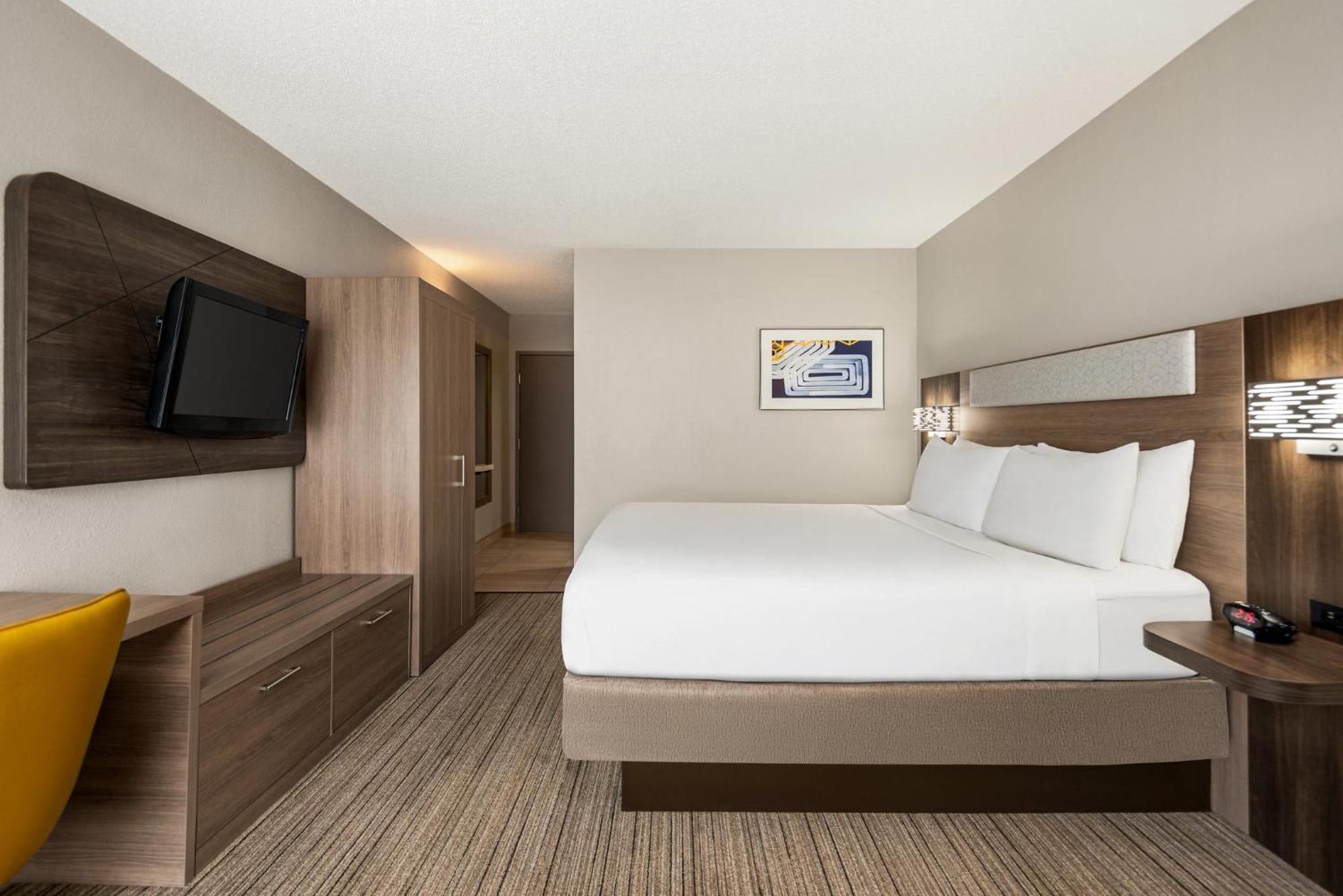 Holiday Inn Express Hotel & Suites Fredericksburg By Ihg Buitenkant foto